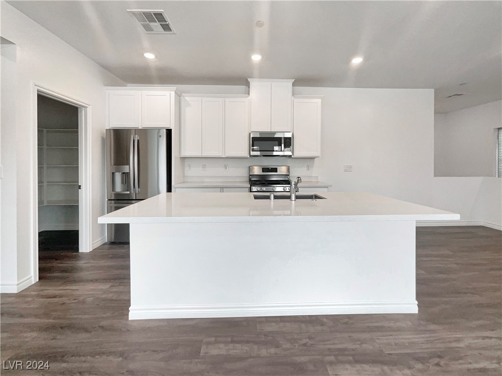 214 Cordelia Cove Avenue 426