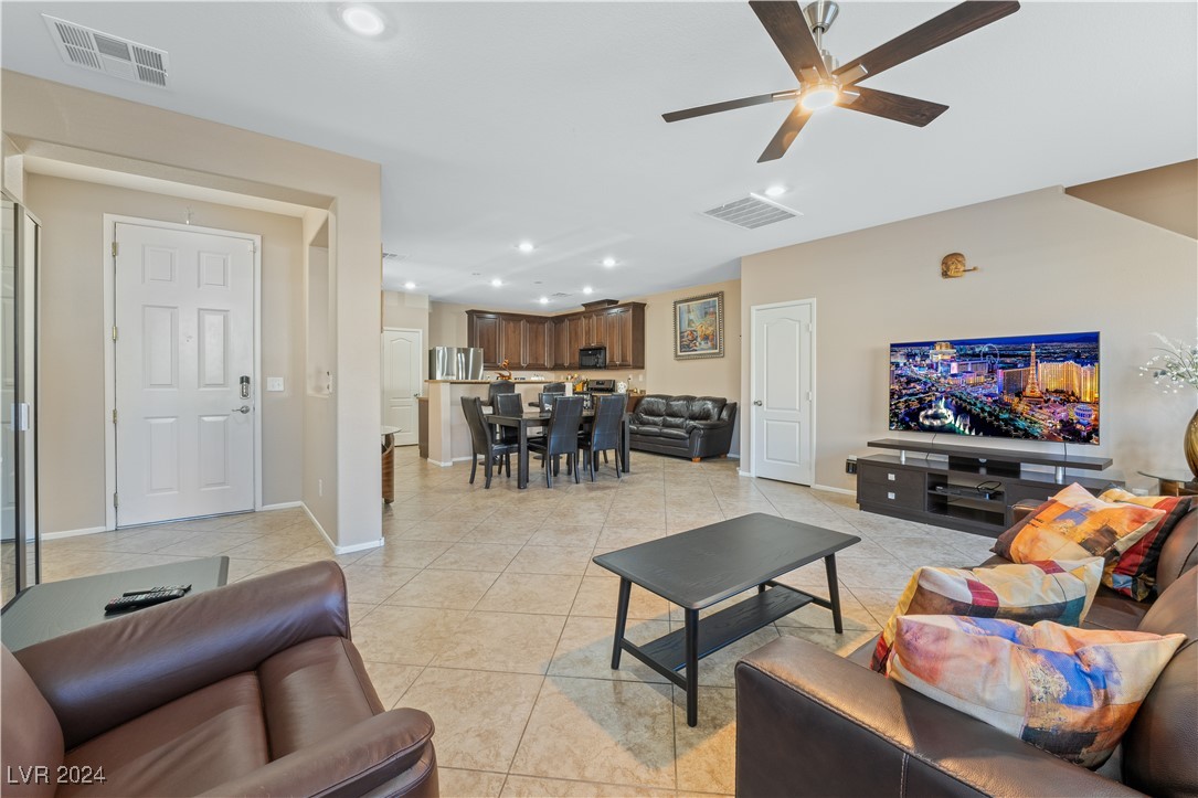 6255 West Arby Avenue 122