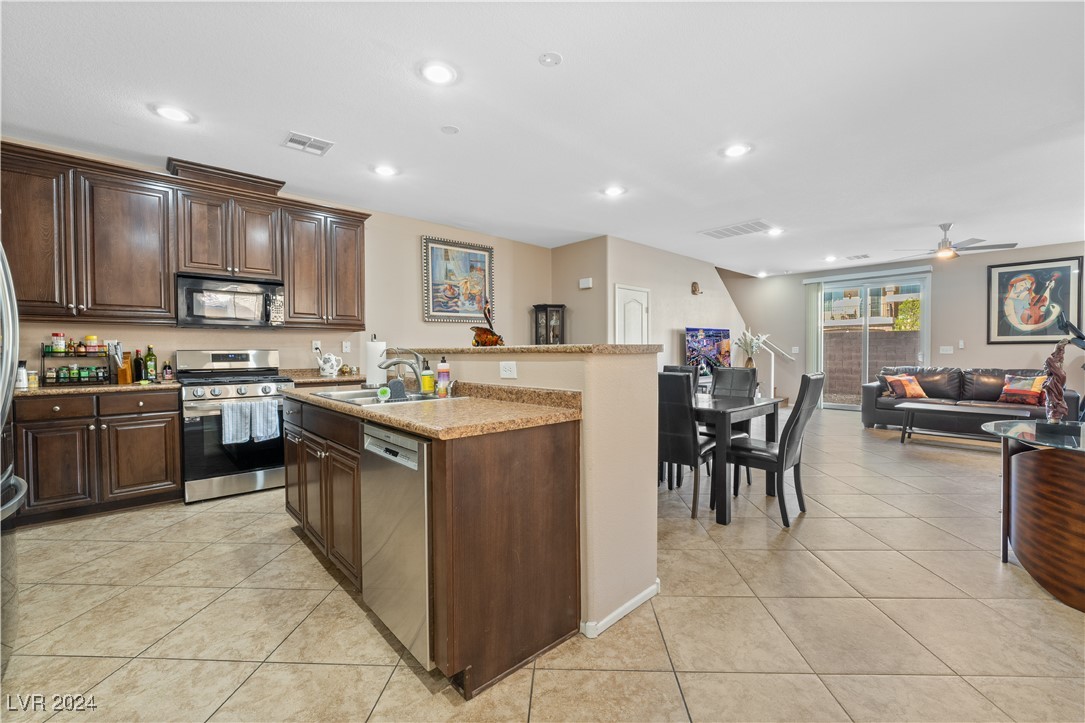 6255 West Arby Avenue 122