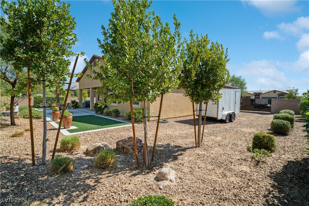 7107 Arabian Ridge Street