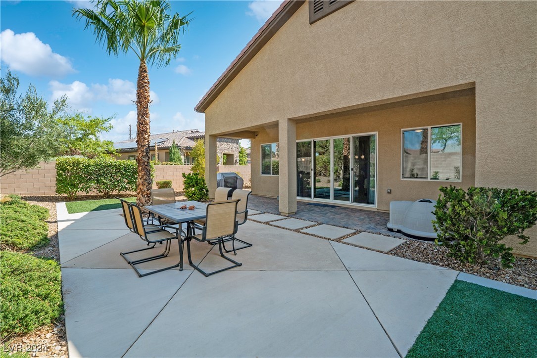 7107 Arabian Ridge Street