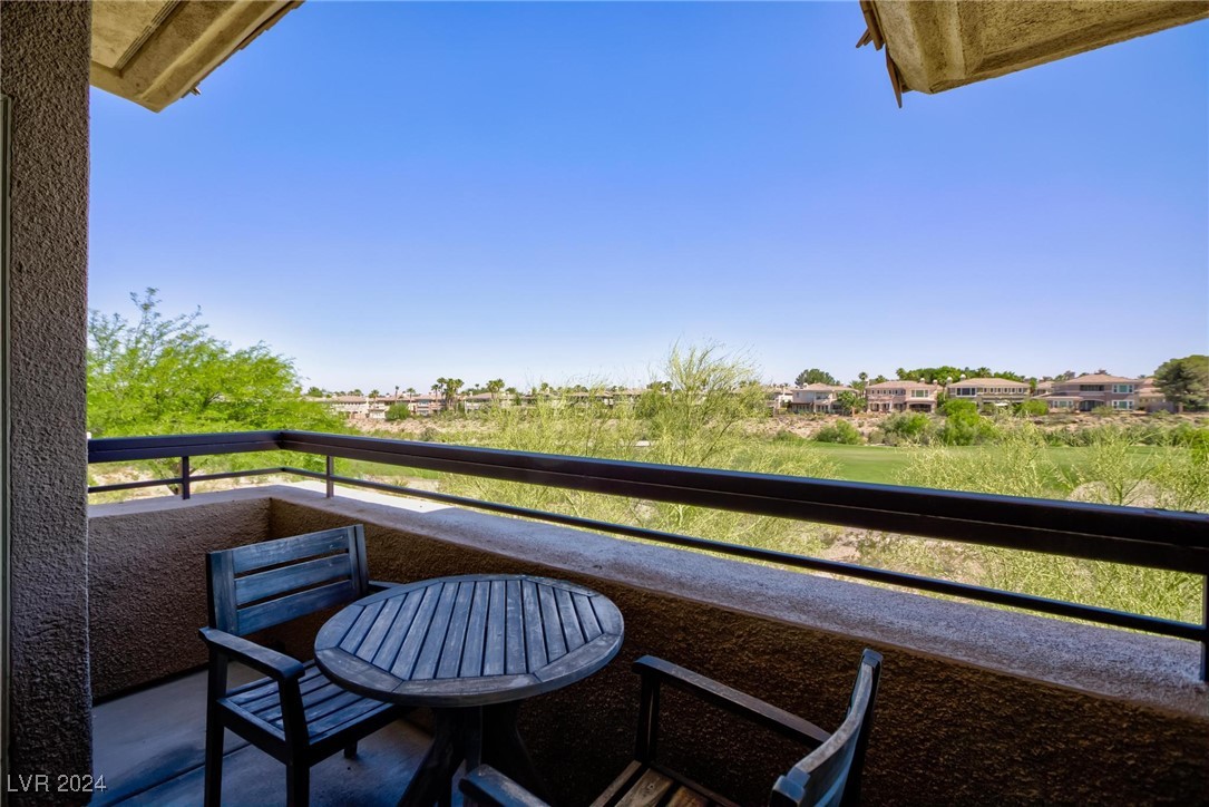 668 Peachy Canyon Circle 202