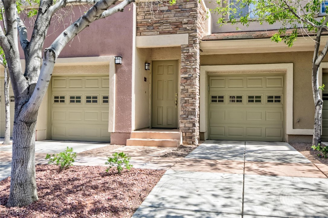 668 Peachy Canyon Circle 202