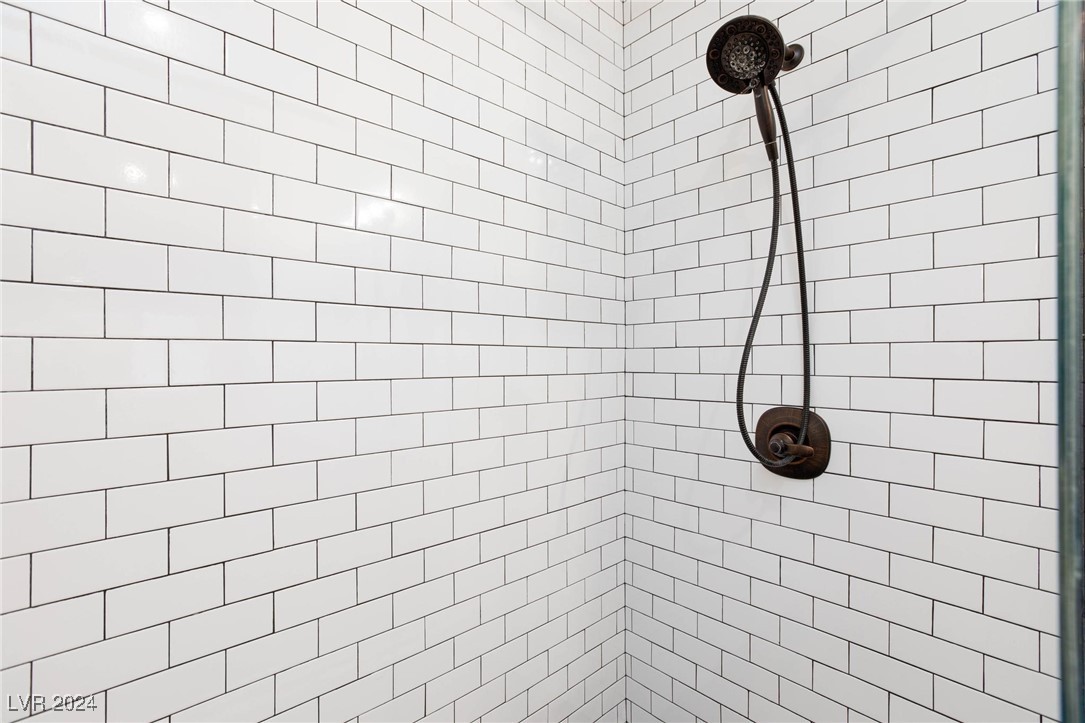 668 Peachy Canyon Circle 202