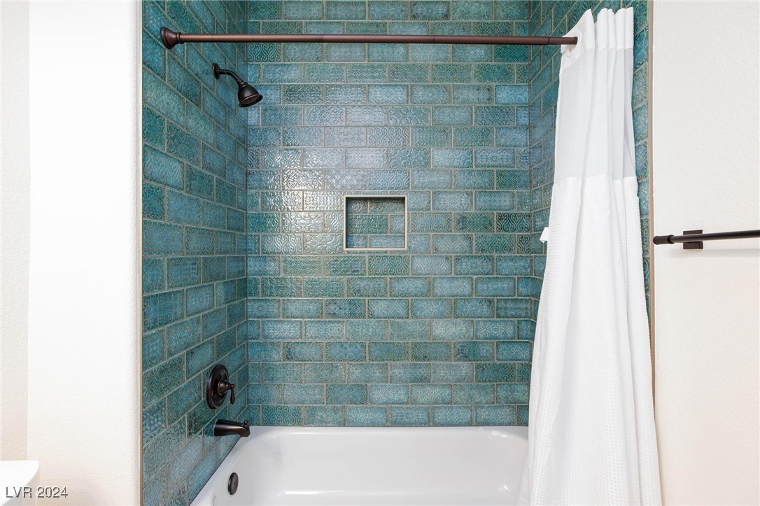 668 Peachy Canyon Circle 202