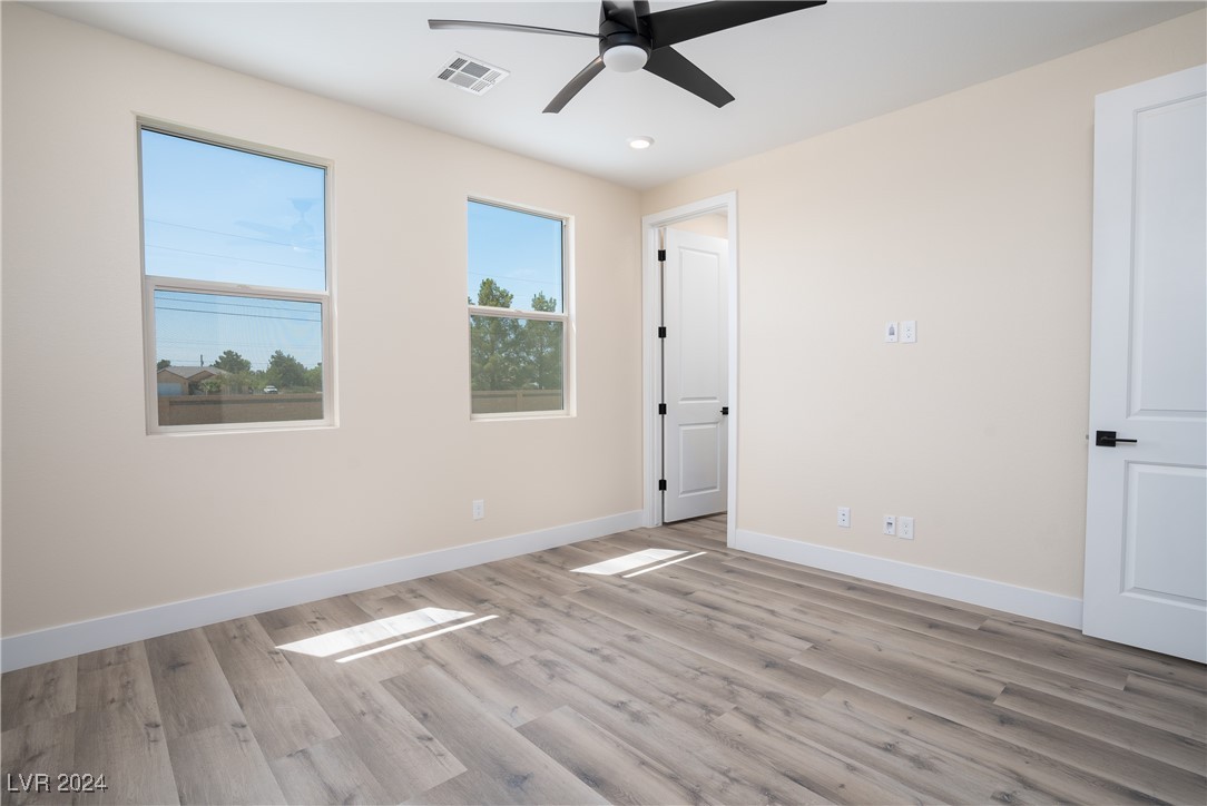 1661 East Laguna Street