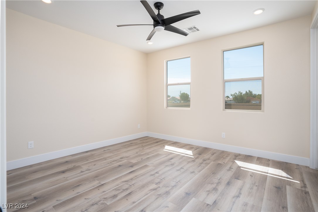 1661 East Laguna Street