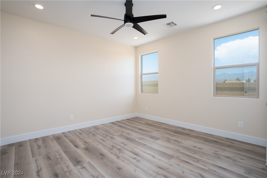 1661 East Laguna Street