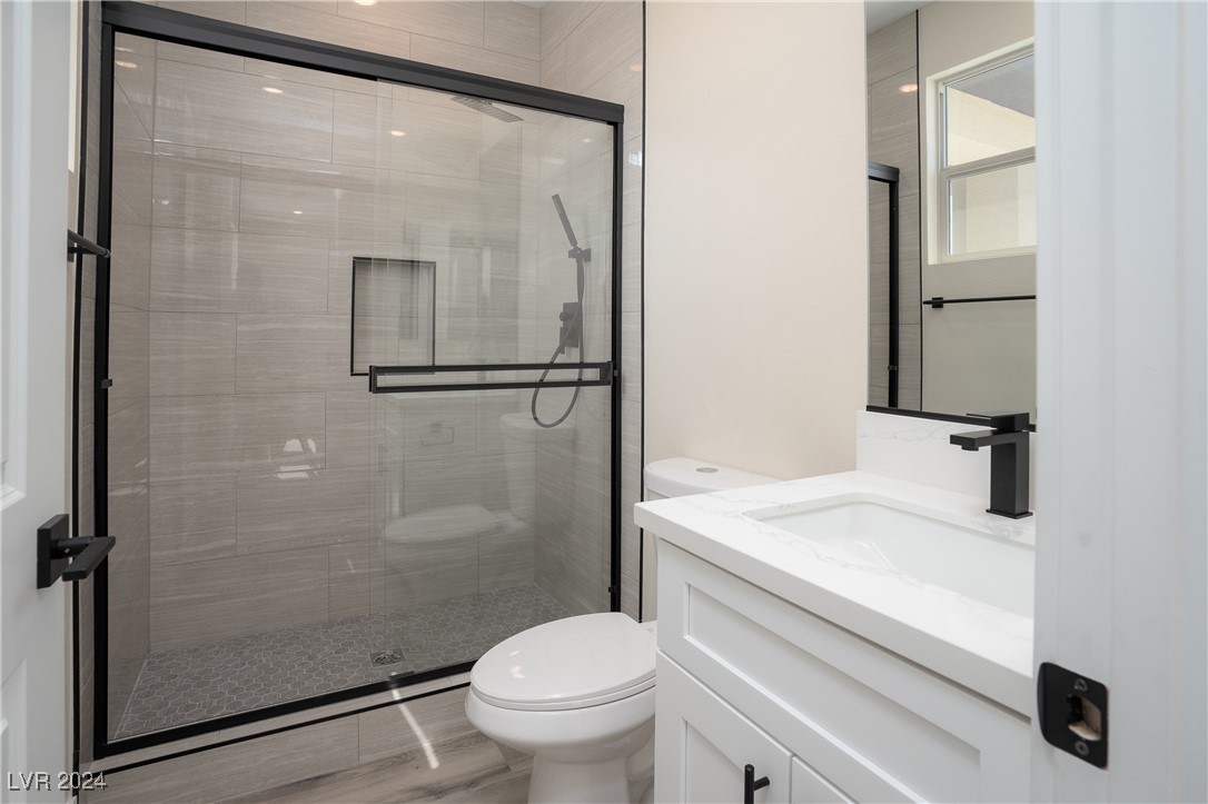 1661 East Laguna Street