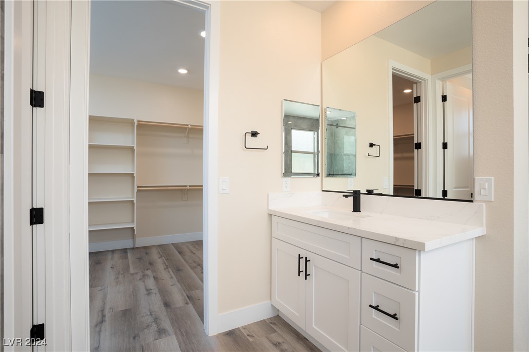 1661 East Laguna Street