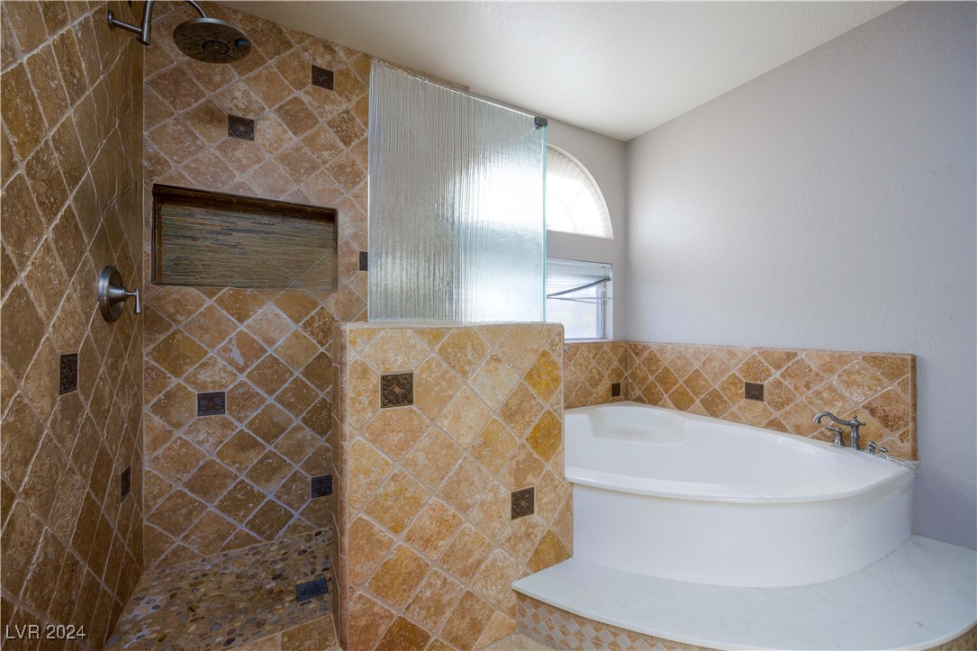 2547 Quail Canyon Avenue