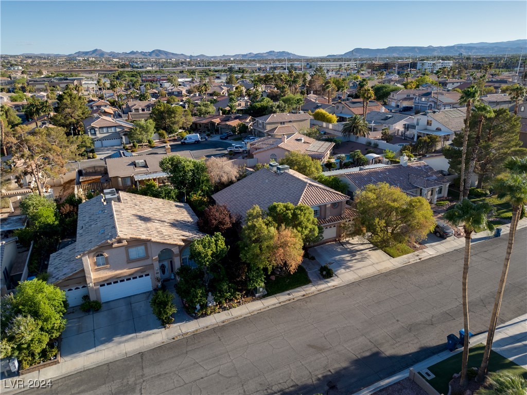 2547 Quail Canyon Avenue