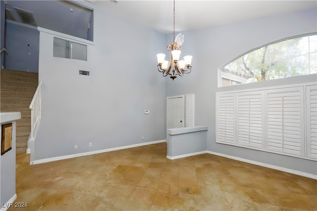 2547 Quail Canyon Avenue