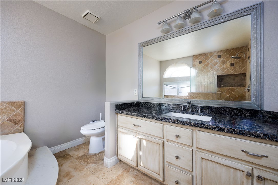 2547 Quail Canyon Avenue