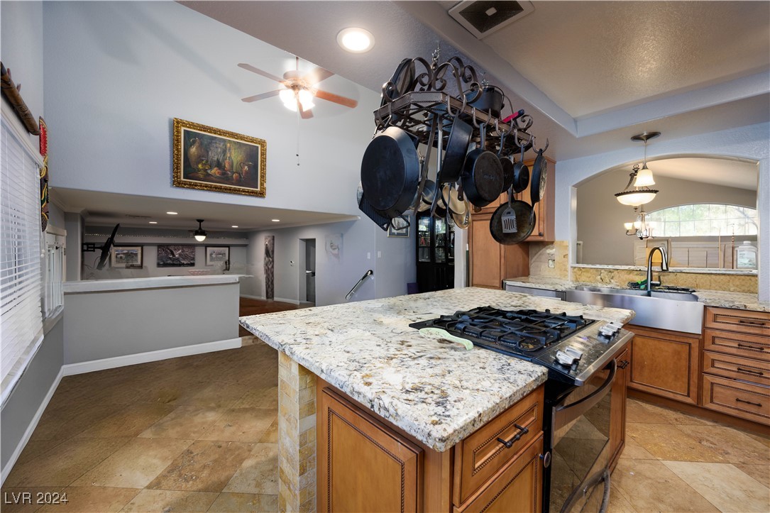 2547 Quail Canyon Avenue