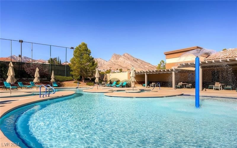 2828 Tumble Brook Drive