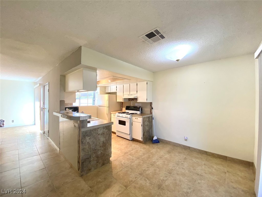 253 North Lamb Boulevard A