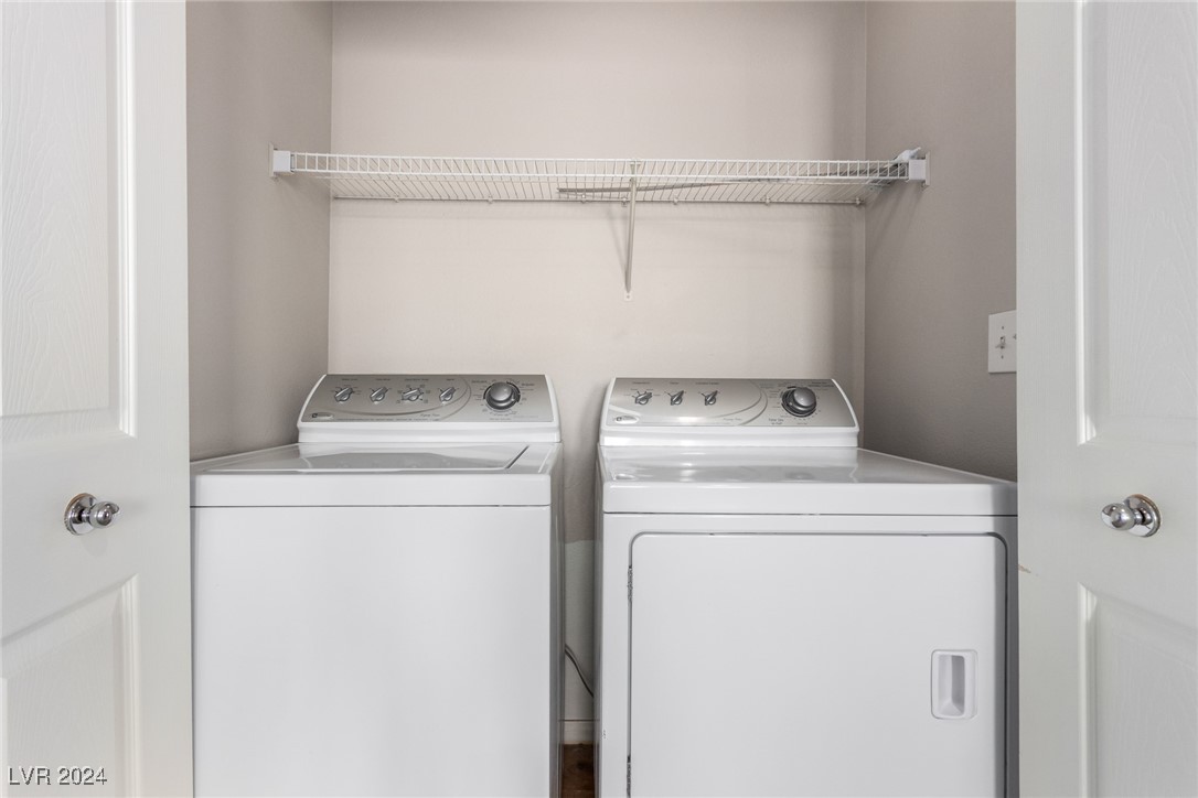 9405 Hot Breeze Street