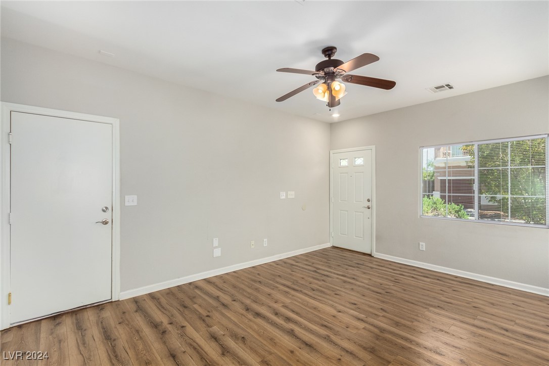 9405 Hot Breeze Street