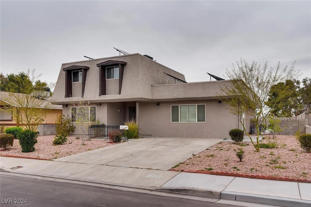 817 Palmhurst Drive