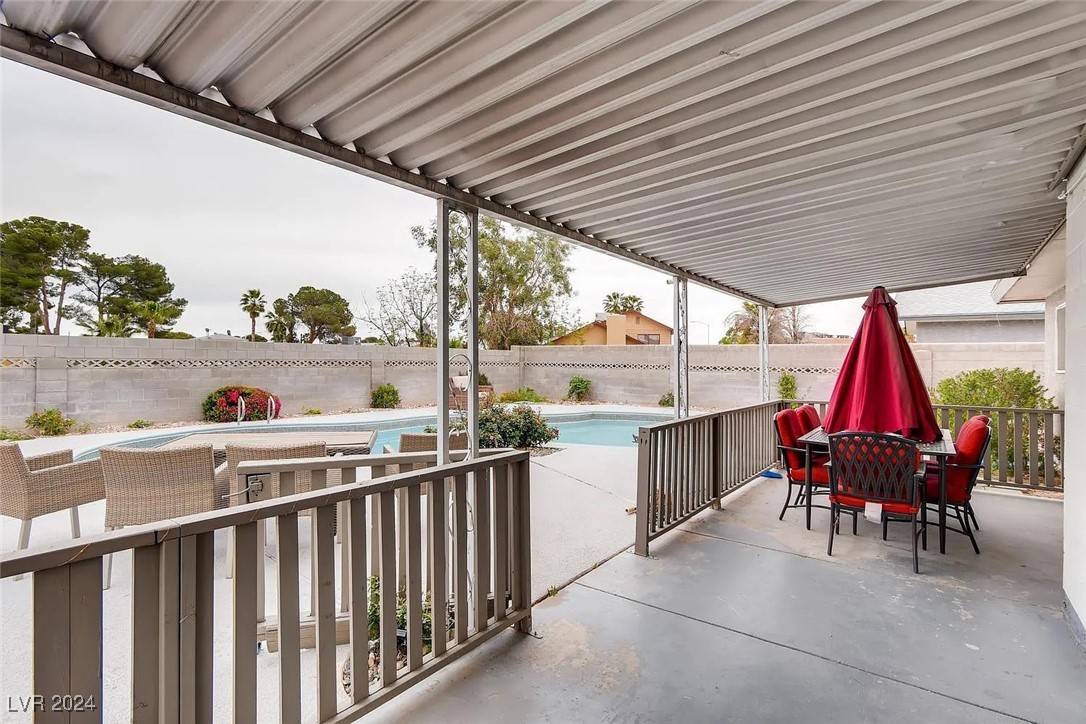 817 Palmhurst Drive