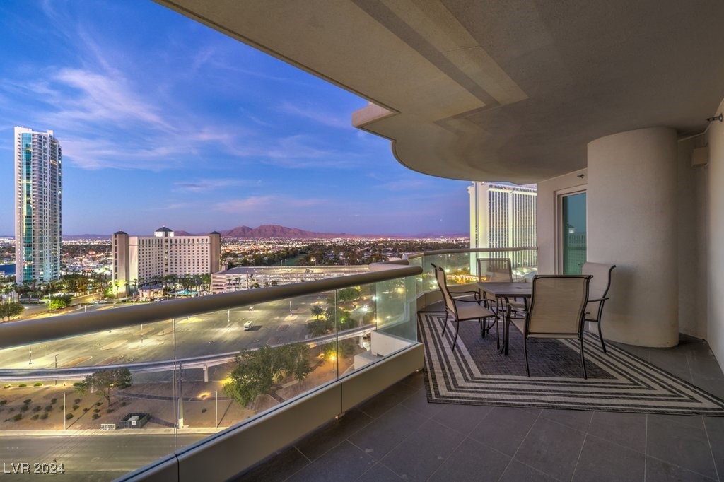 2777 Paradise Road 1502