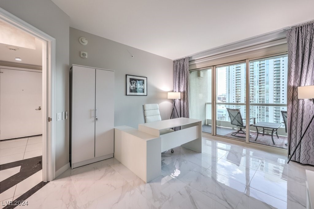 2777 Paradise Road 1502