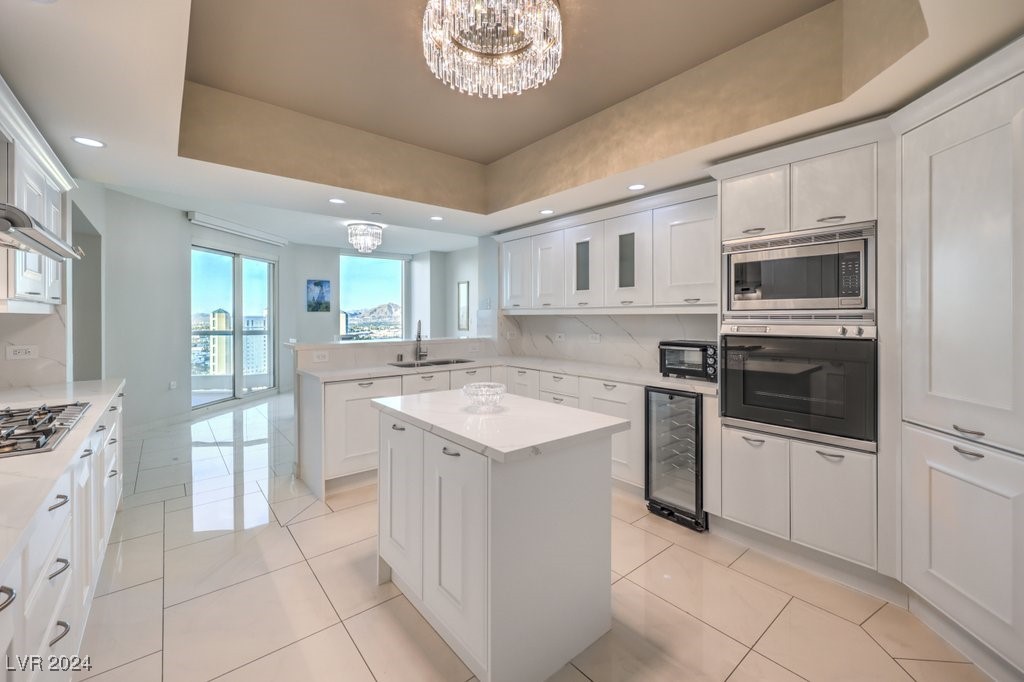 2777 Paradise Road 1502