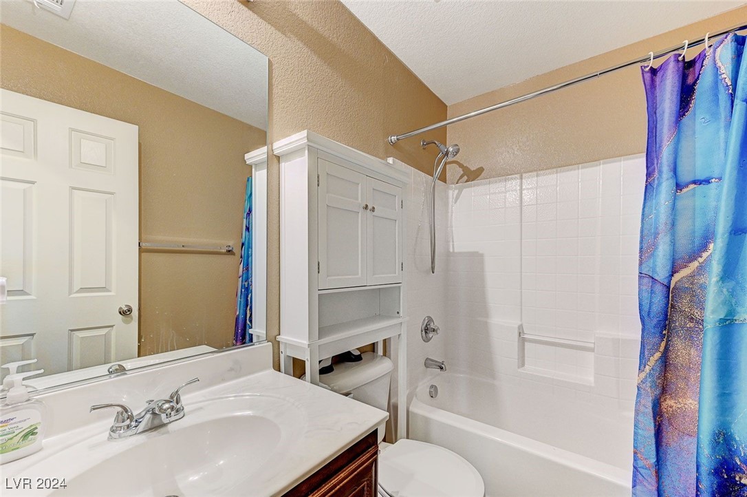 8876 Contrada Court