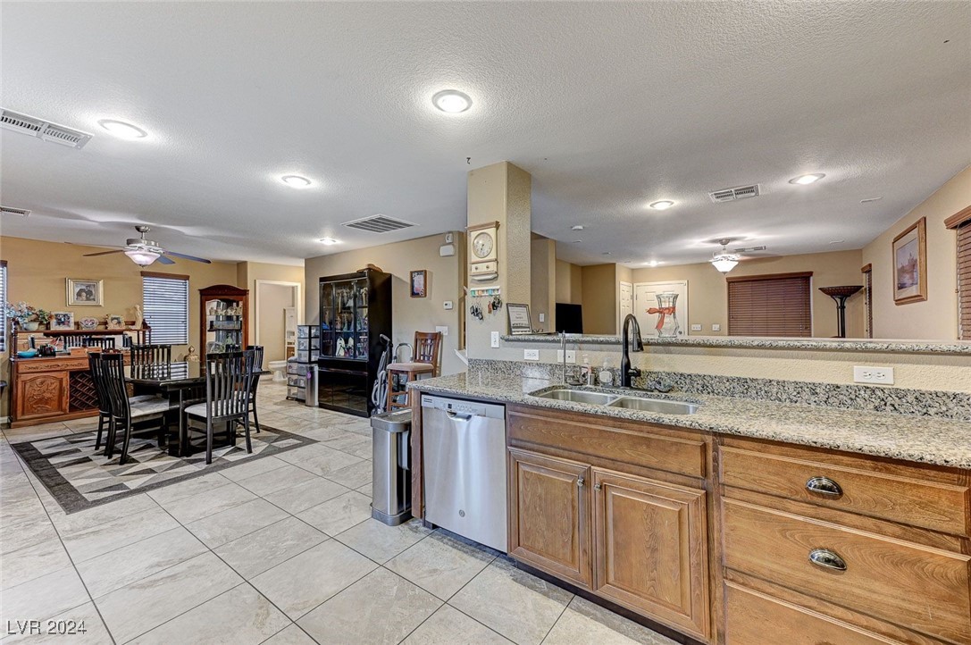 8876 Contrada Court