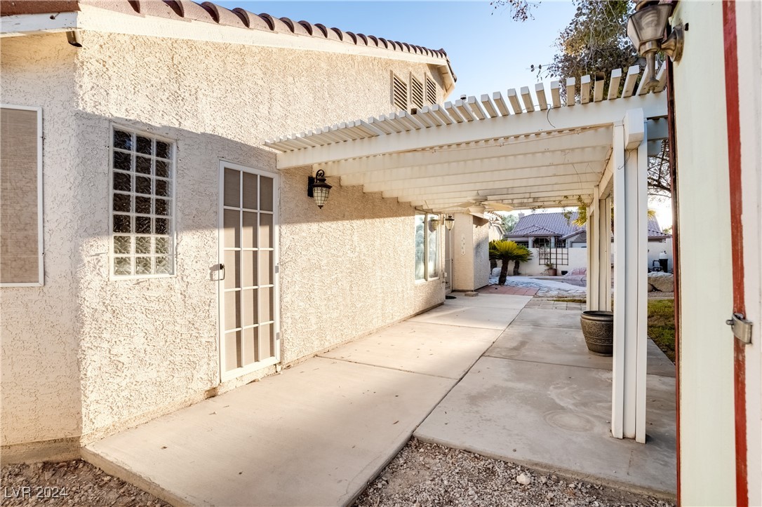 5316 Still Breeze Avenue