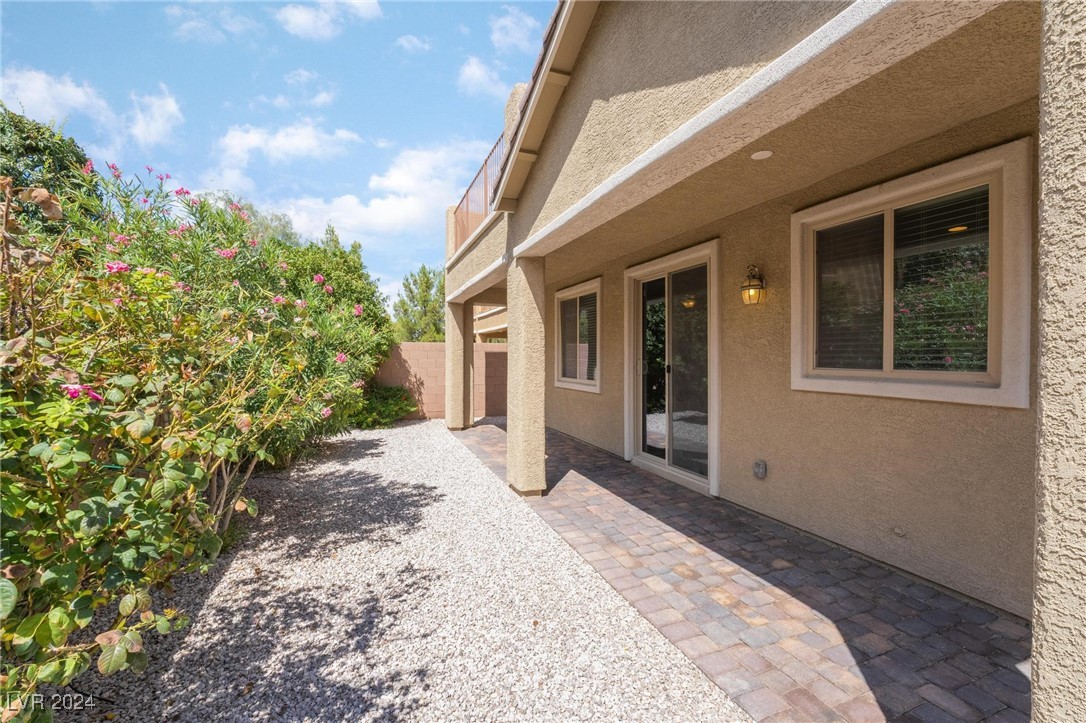6155 Canterbury Field Road
