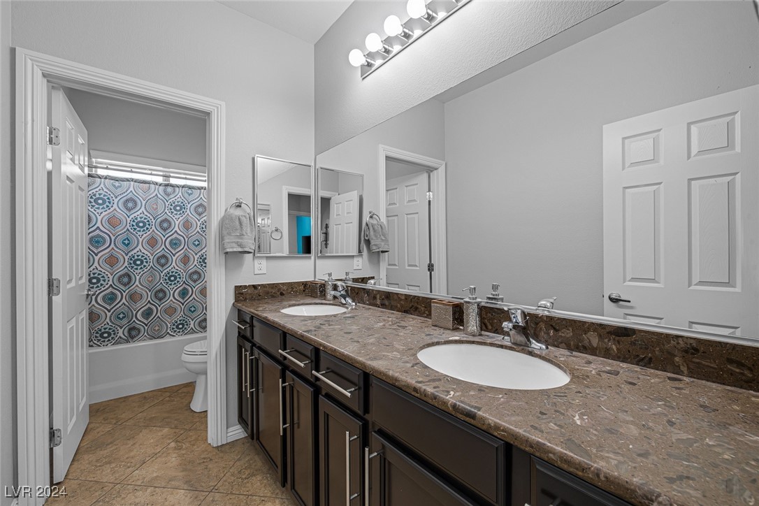 1696 Moss Canyon Avenue