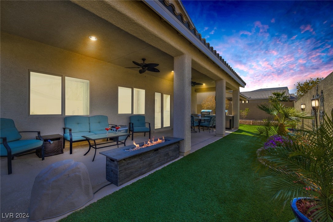 1696 Moss Canyon Avenue