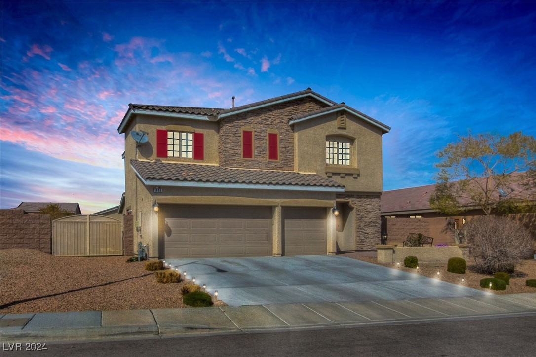 1696 Moss Canyon Avenue