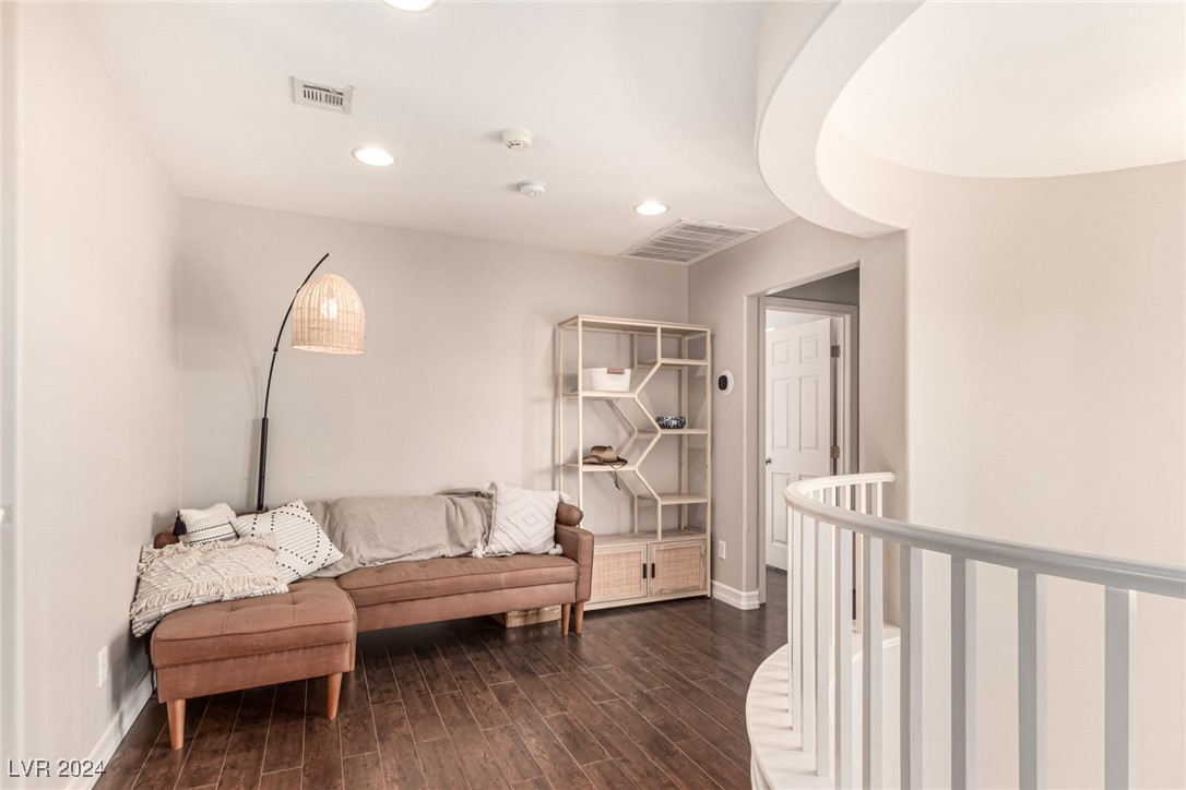 7514 Dobroyd Drive