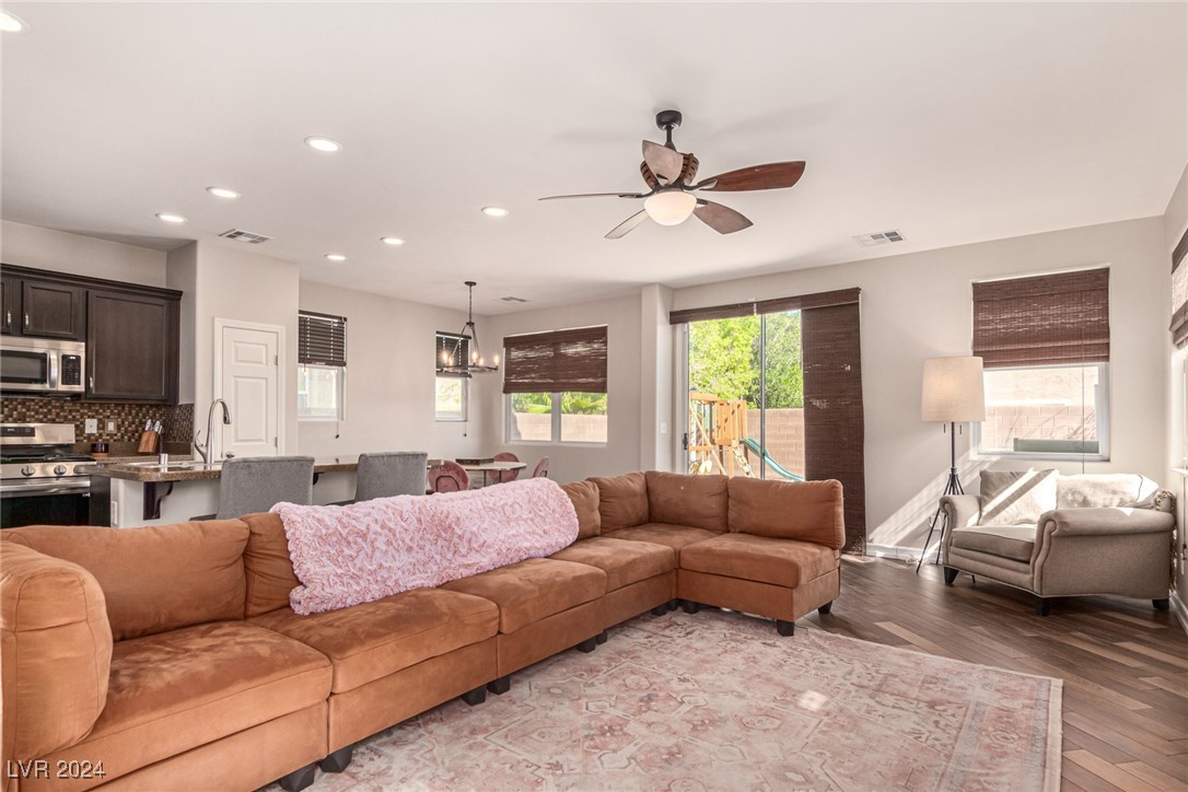 7514 Dobroyd Drive