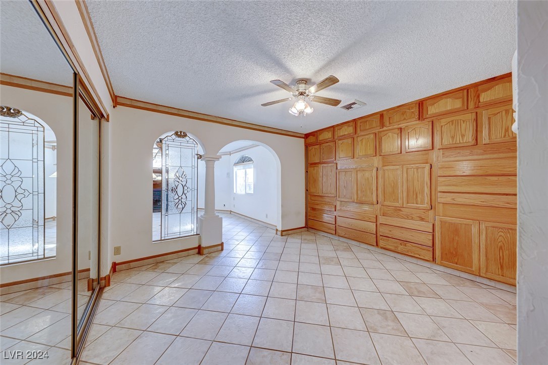 863 Morning Sun Court