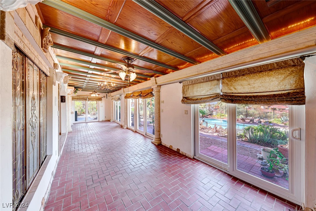 863 Morning Sun Court