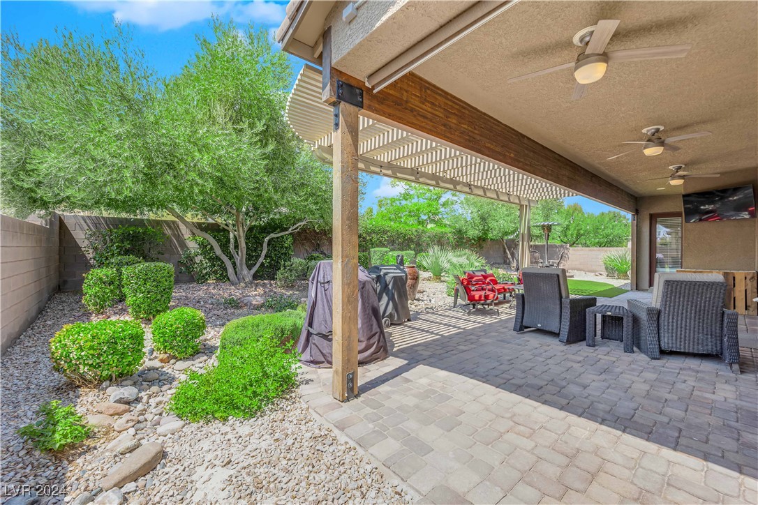 8627 Lavender Ridge Street