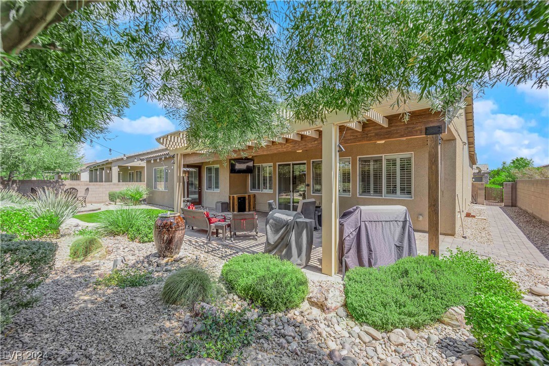 8627 Lavender Ridge Street