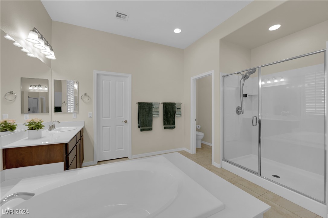 8627 Lavender Ridge Street