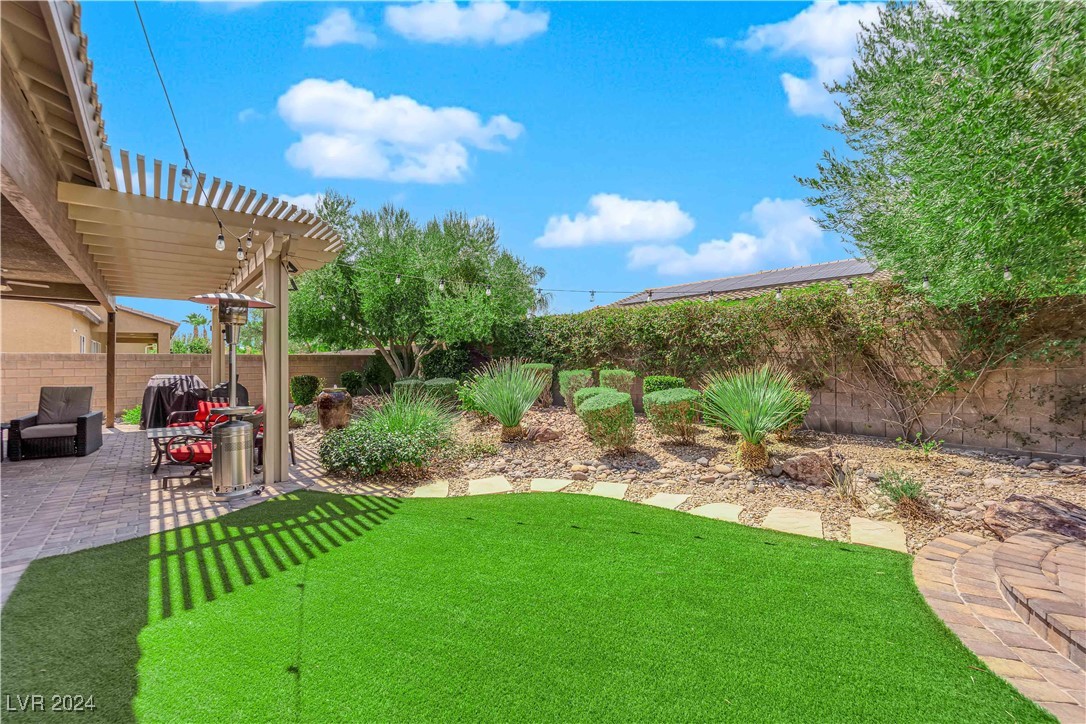 8627 Lavender Ridge Street