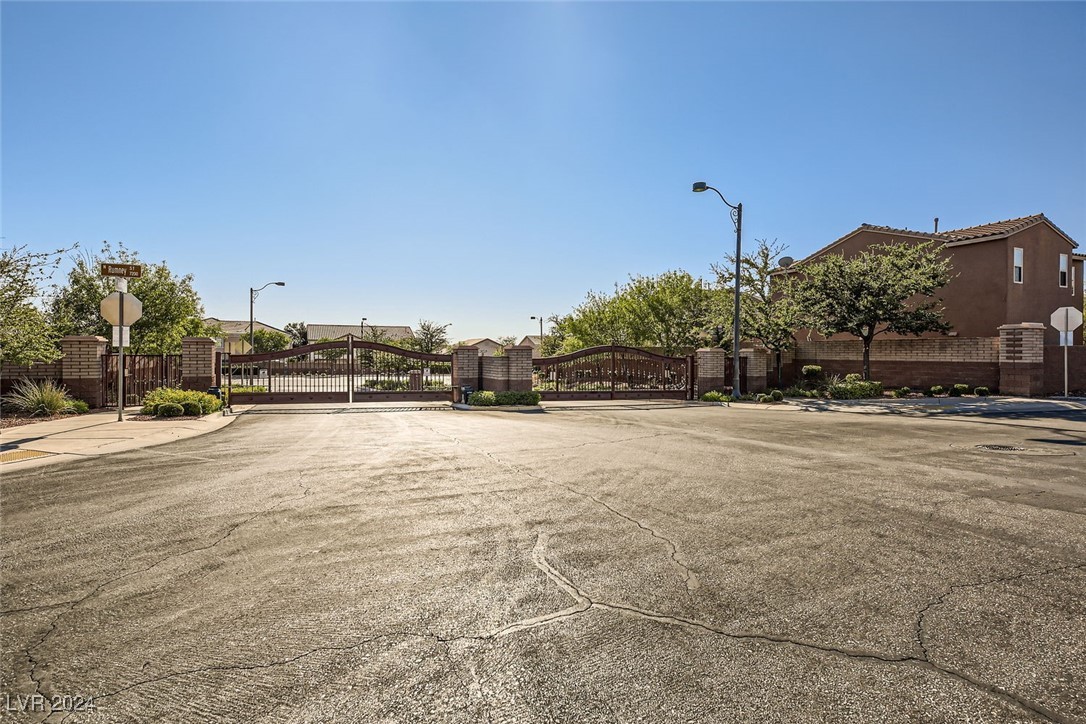 10433 Scotch Elm Avenue