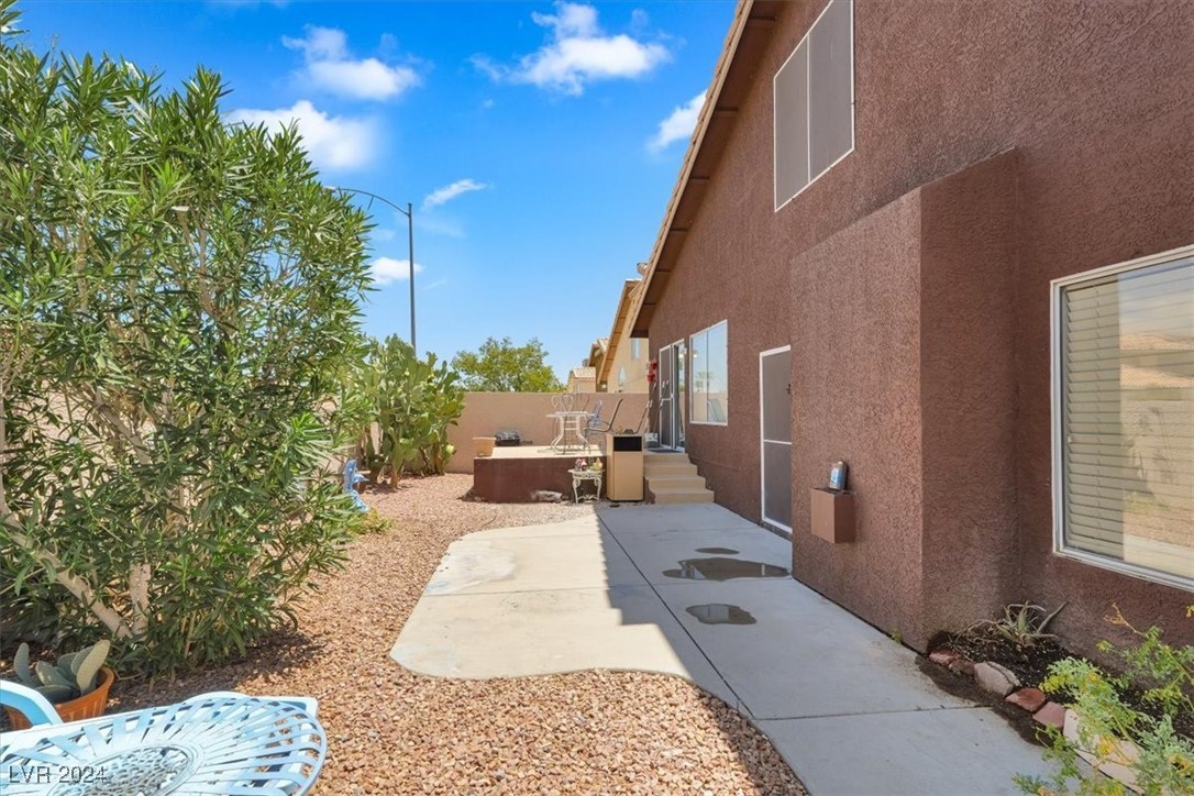 8872 Dove Cove Drive