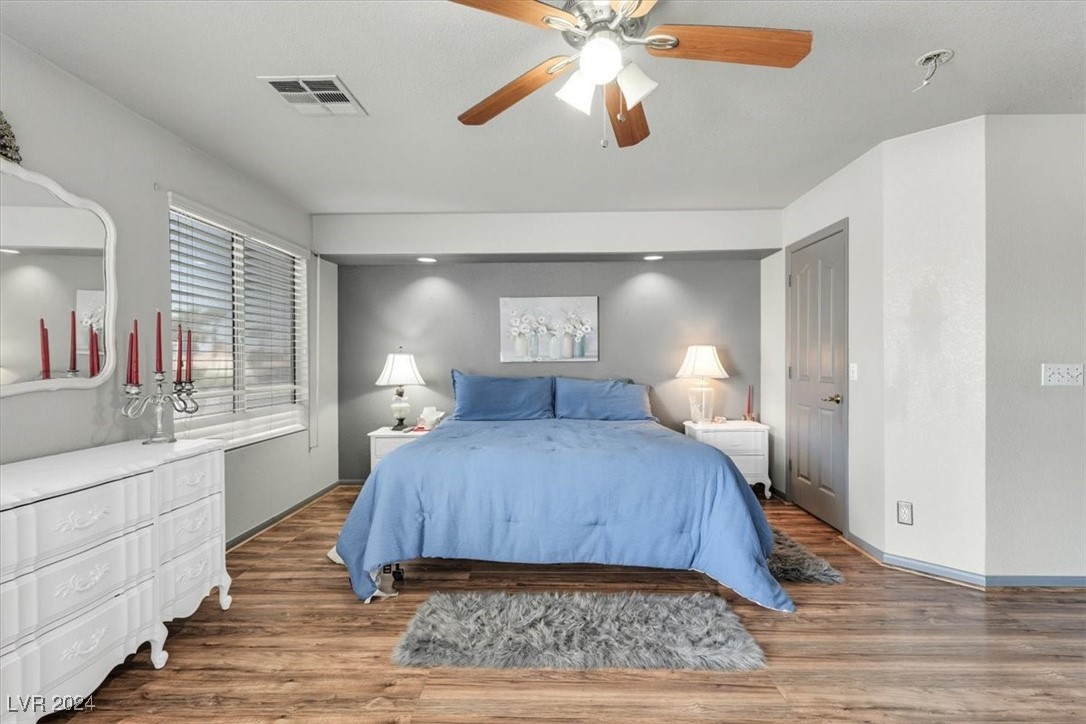 8872 Dove Cove Drive