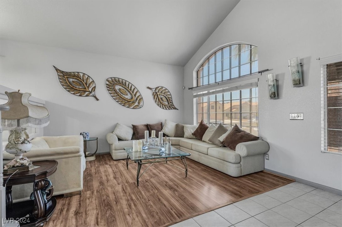 8872 Dove Cove Drive