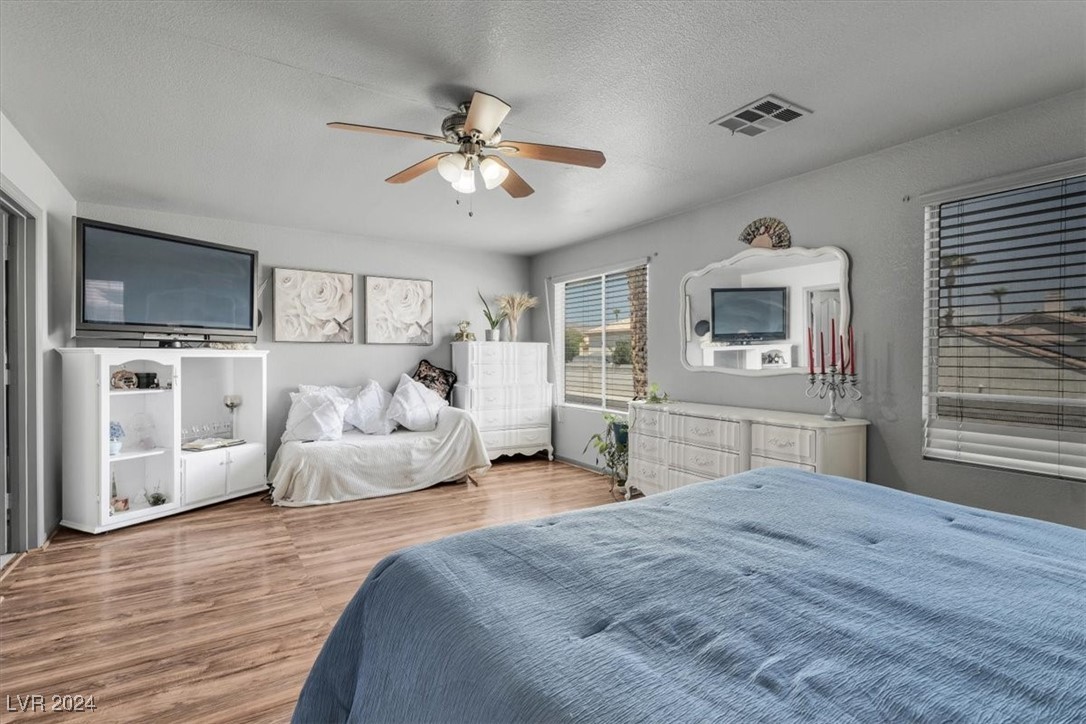 8872 Dove Cove Drive