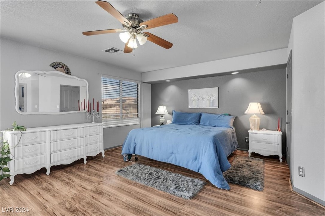 8872 Dove Cove Drive