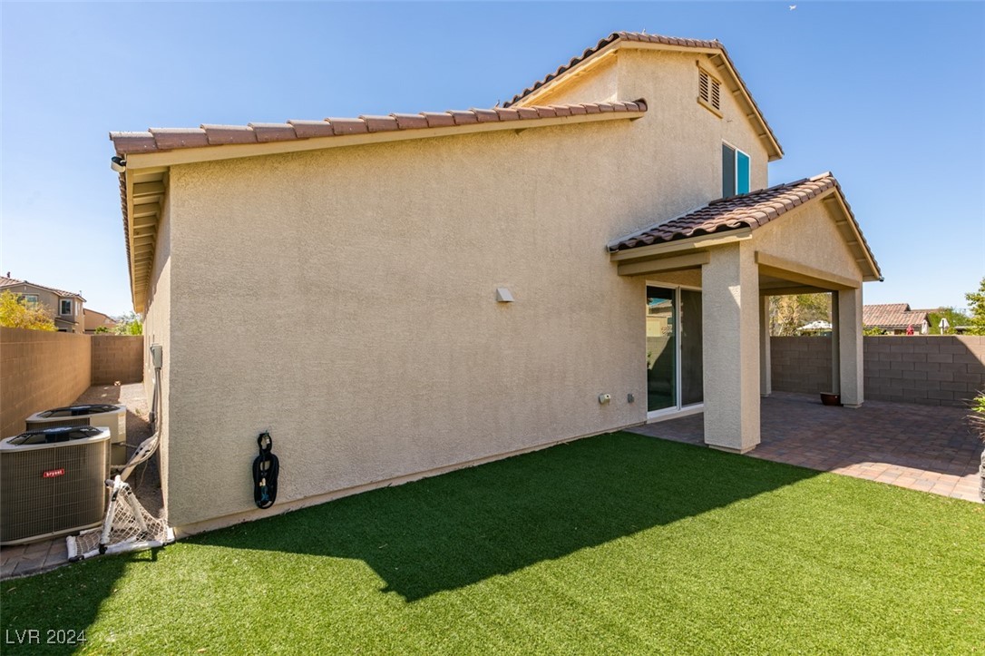 9840 Berkley Brook Court
